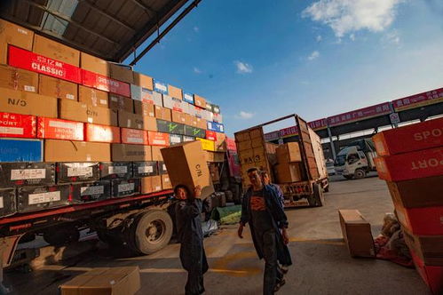 5月22日，5號(hào)廣場(chǎng)食品日化酒類專業(yè)市場(chǎng)盛大開業(yè)——6座廣場(chǎng)全面運(yùn)營(yíng)，開啟全業(yè)態(tài)購(gòu)物新篇章